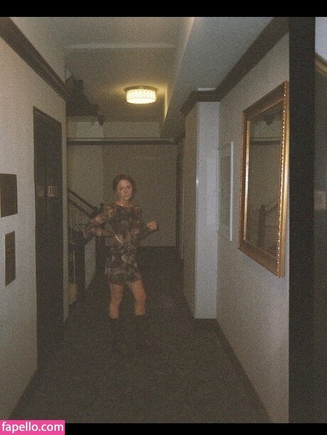 Lily Mo Sheen hot model gallery