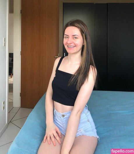 Larissa Militz pornstar nice img