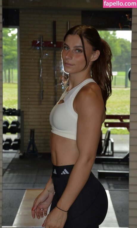 Demi Van Den Wildenberg pretty star galleries