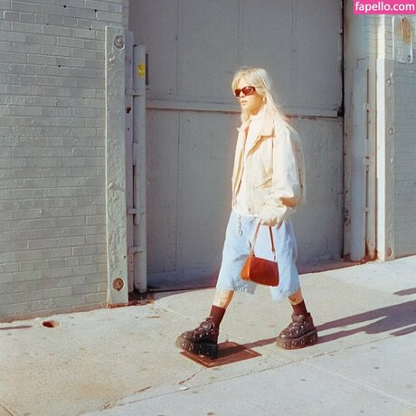 Kat Madeira model sex pic