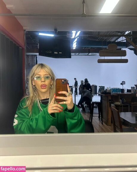 Kat Madeira pornstar sex image