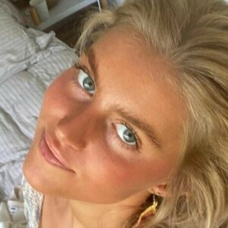 Sofie Houman adult star pics