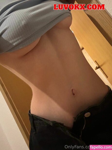 Junge Karoline nice actress pic