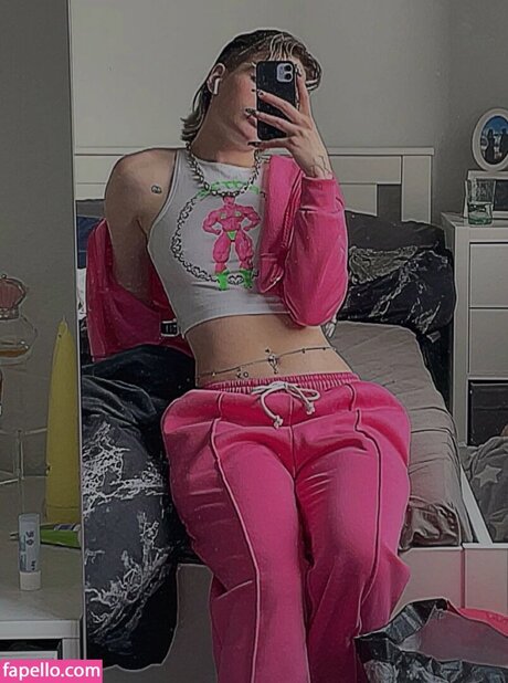 sky stn_ star erotic images