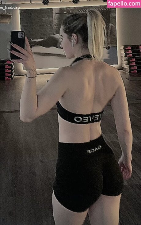 sky stn_ model photos