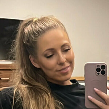 aurora fit hd model pics