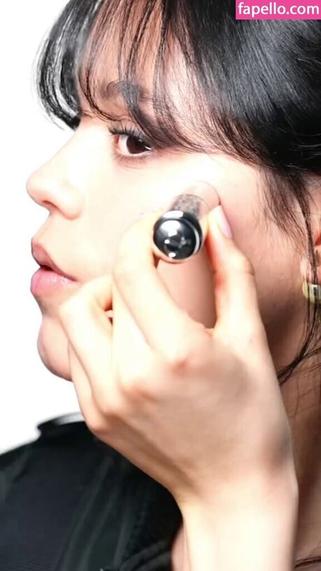 small onlyfans erotic photos