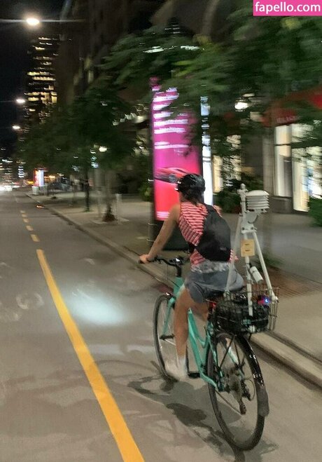 Kimy Leveron star perfect pics