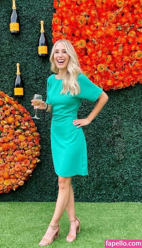 Lisa Gilroy model naked pics