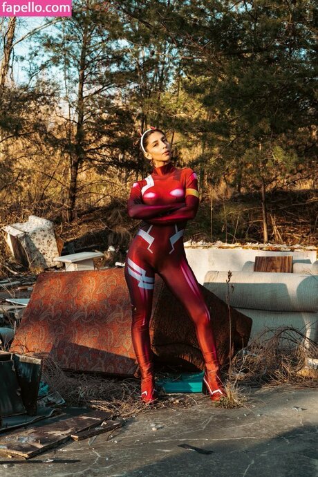 littlefitdevil hot pornstar pics