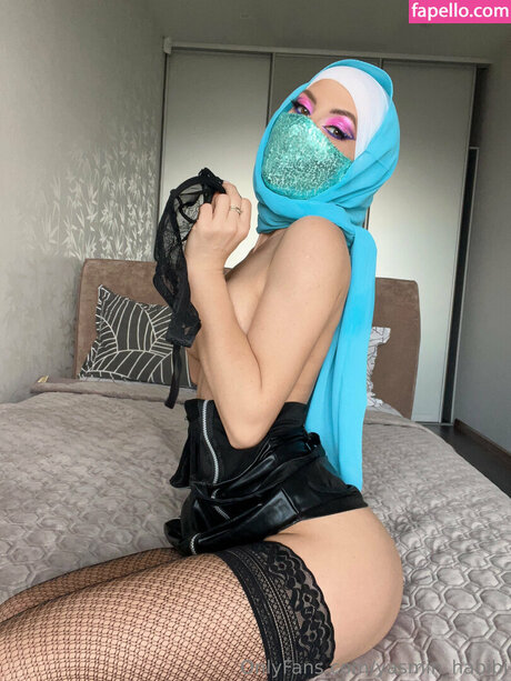 Melissa Diakova exclusive star photo