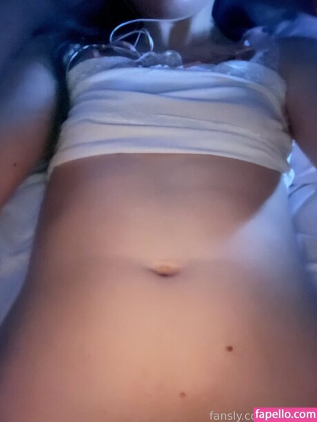 LittleNiiVT exclusive model img