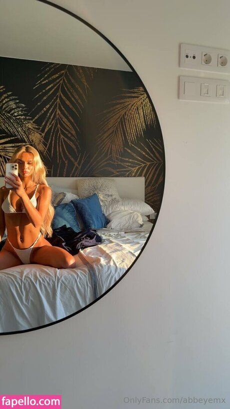 Abbie Hall free actress img