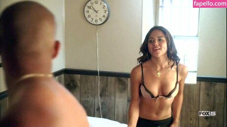 Camille Guaty model hot galleries