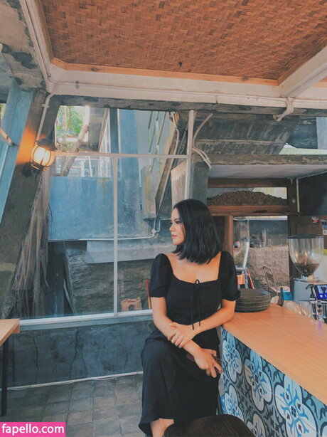 Siska Eee pornstar perfect images