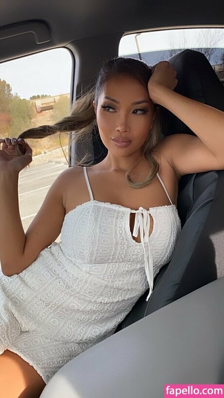 Miss Ria Santos nudes model photos