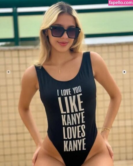 Gabriela Dutra art actress picture