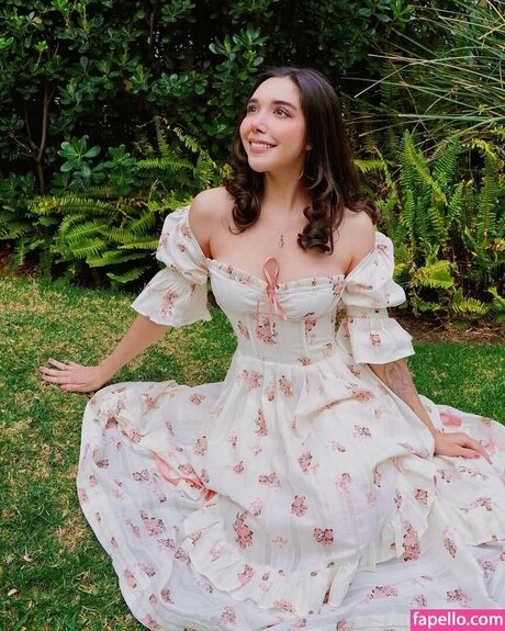 Bethcast hot model galleries