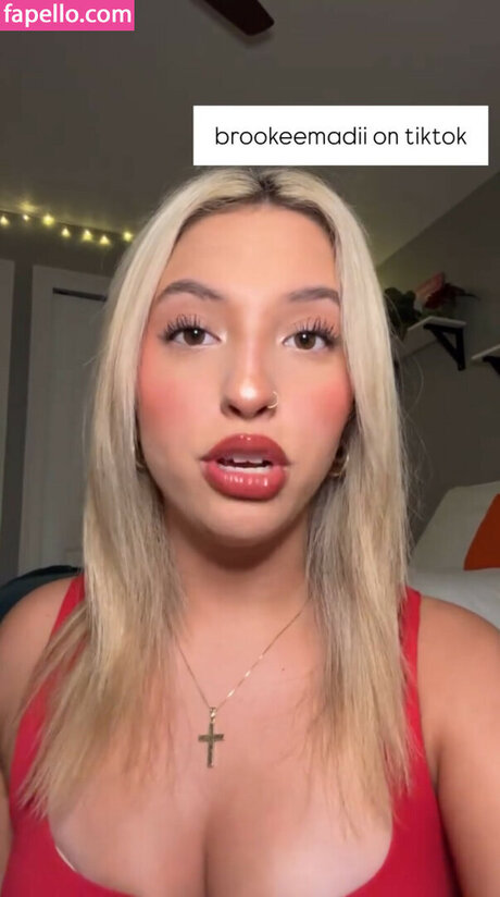 Cloud ASMR exclusive actress images