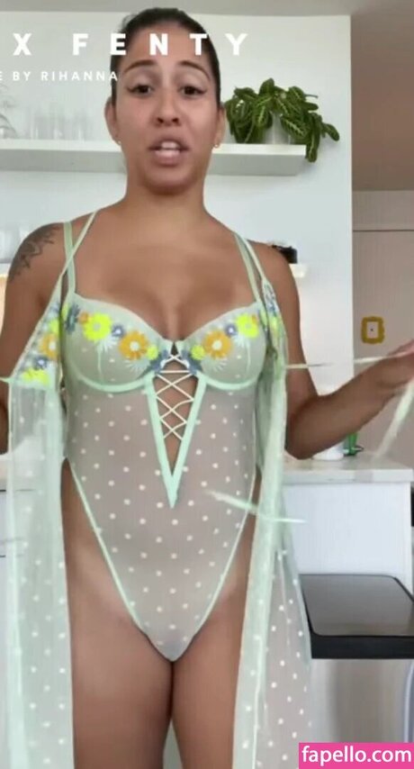 Maleni Cruz perfect model galleries