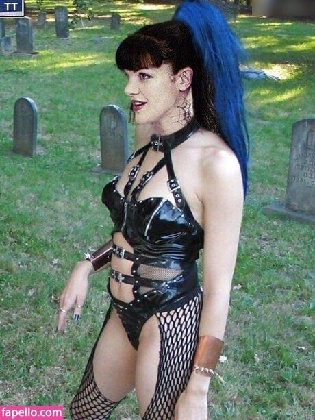 Pauley Perrette star nudes img