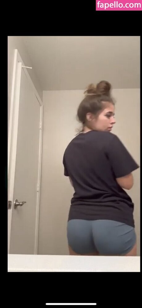 madisons the shit free model photo