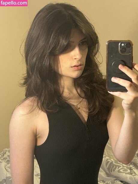 Squirtstain star adult pics