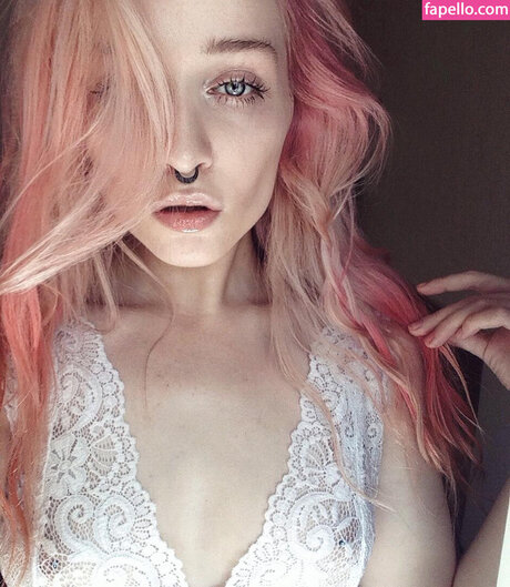 albertaberlin star sex photos