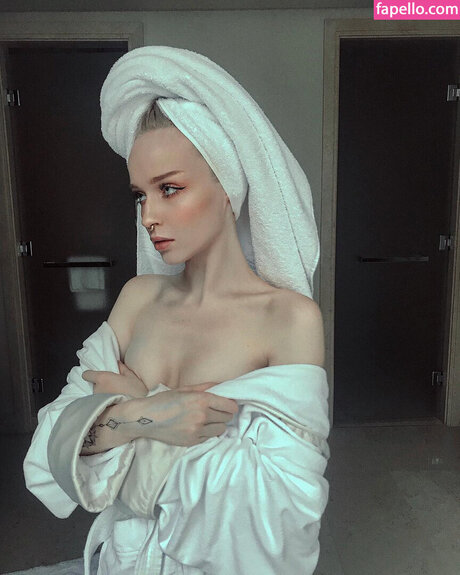 albertaberlin model pretty photo