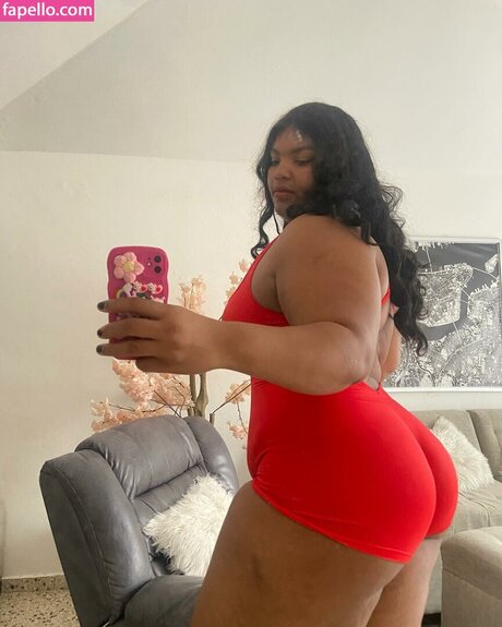 Airam Natt exclusive pornstar pic