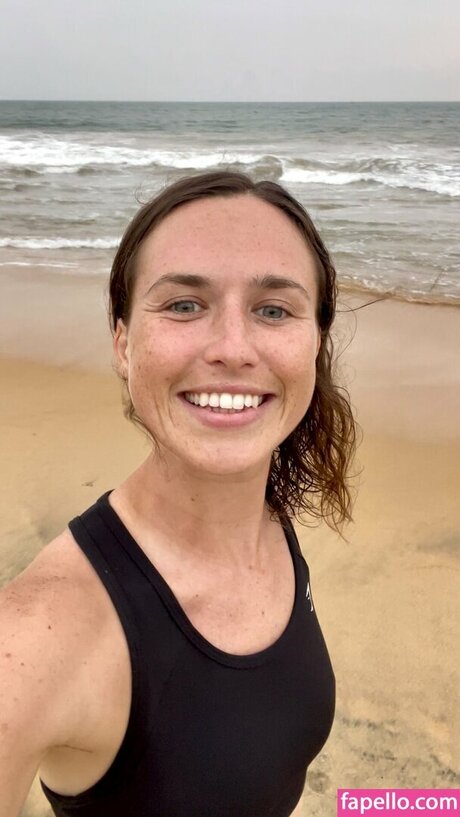 Lydia Paleschi model perfect photos