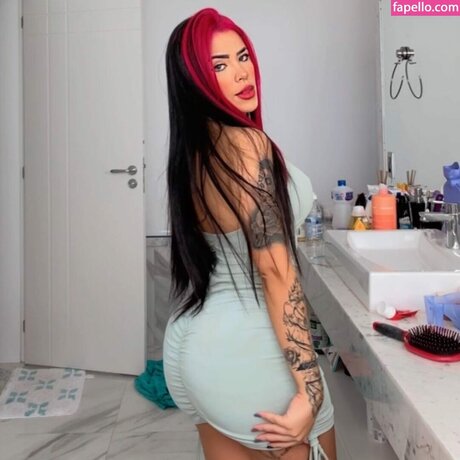 Kaah Muniz nude model image