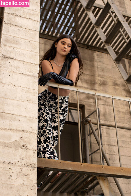 Lukita Maxwell naked pornstar archive