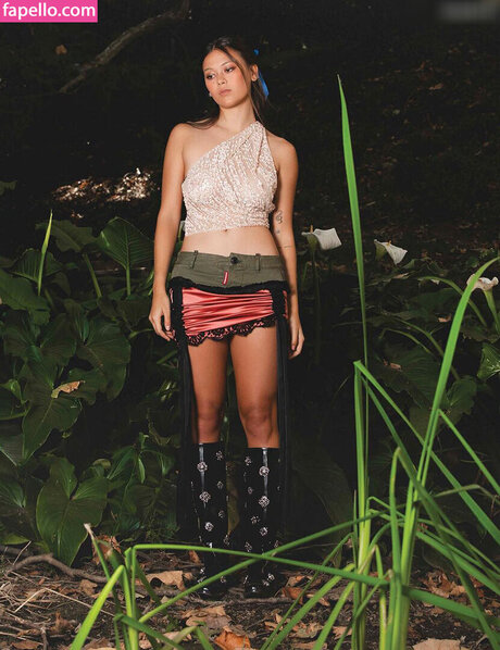 Lukita Maxwell nice star pictures