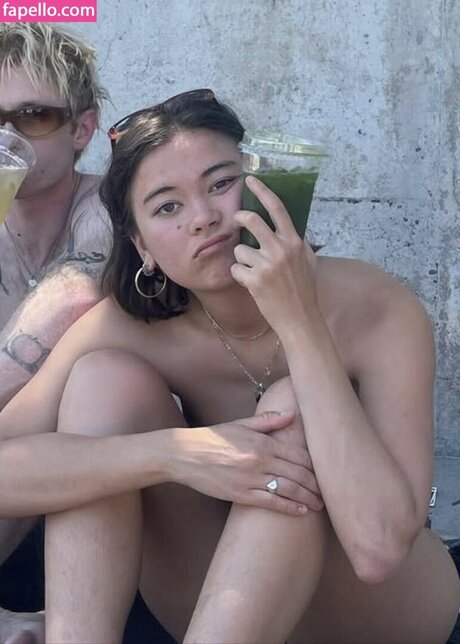 Lukita Maxwell nude model img