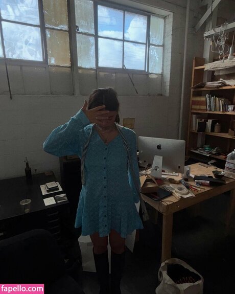 Lukita Maxwell model naked photos