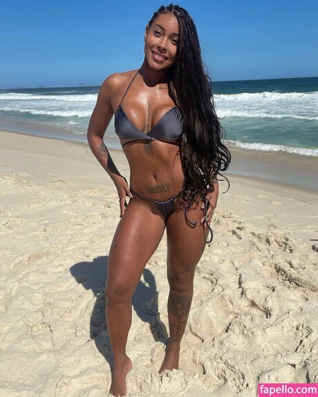 Giovanna Jacobina model xxx photos