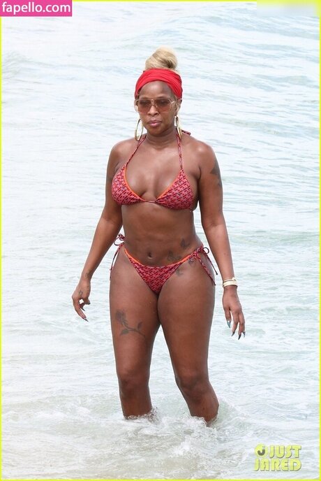 Mary J Blige model xxx archive
