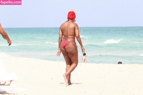 Mary J Blige model exclusive pictures