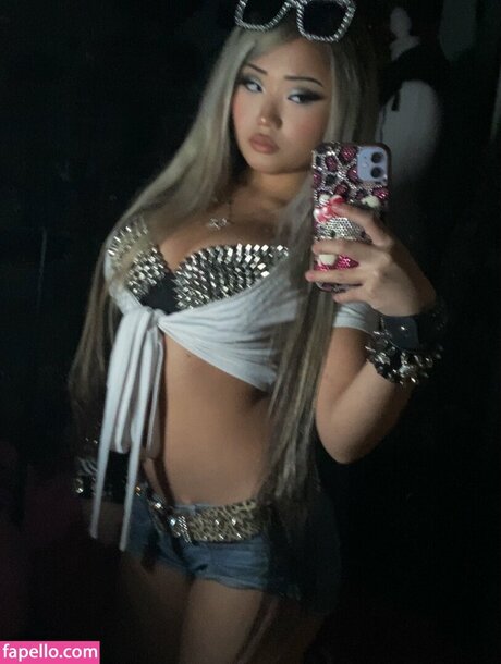 Miley Vang adult model gallery