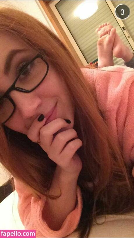 Carolina Luchtenberg nude pornstar img