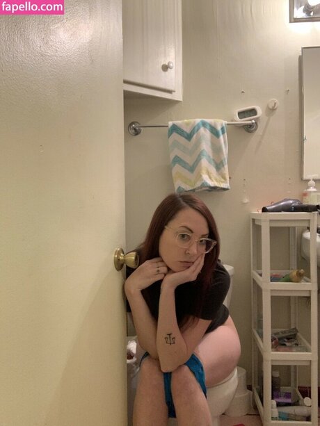 Mackenzie Stith pornographic model image