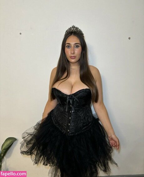 Sophie Alice erotic star pic