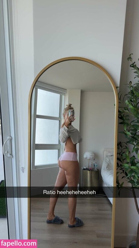 Simone Christensen best star picture