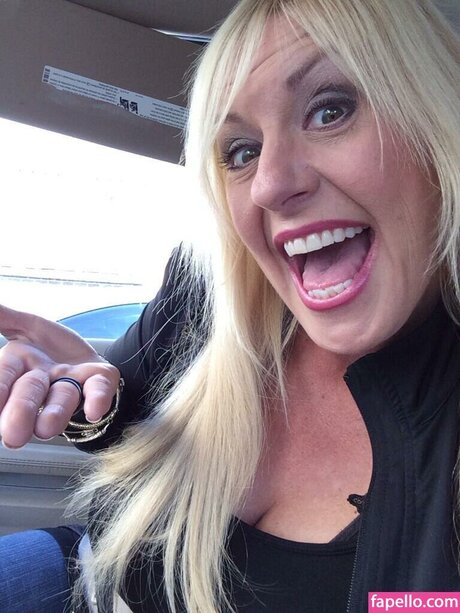 Laura Dotson pornstar picture