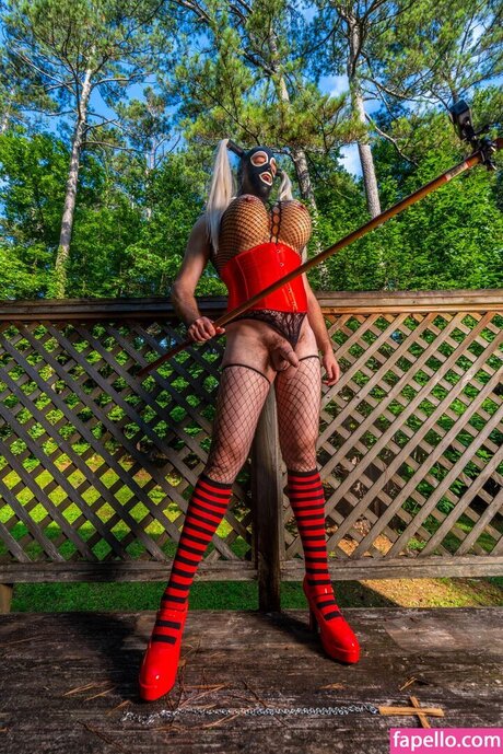 Laura Dotson nude pornstar pic