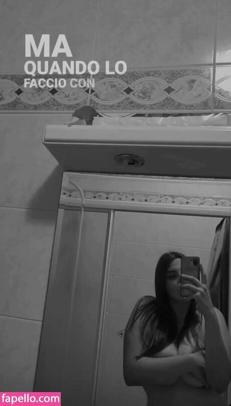 Manuela Mulligh naked pornstar images