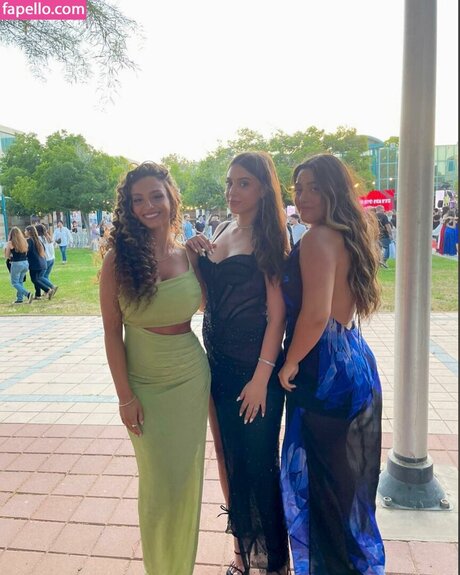 noadabushh model nudes image