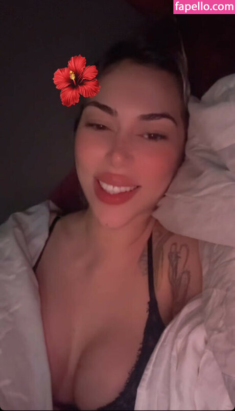 Seydanur Tunc free star gallery