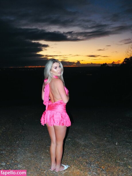 public pussy onlyfans free naked archive